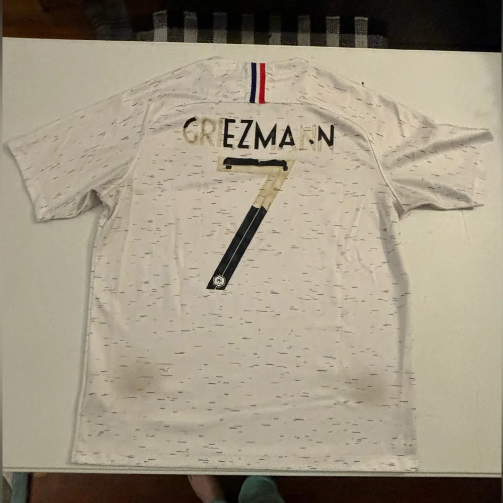 ❤️ Nike France Men's Away Jersey 2018 Legend Griezmann #7 - White - Picture 2 of 2